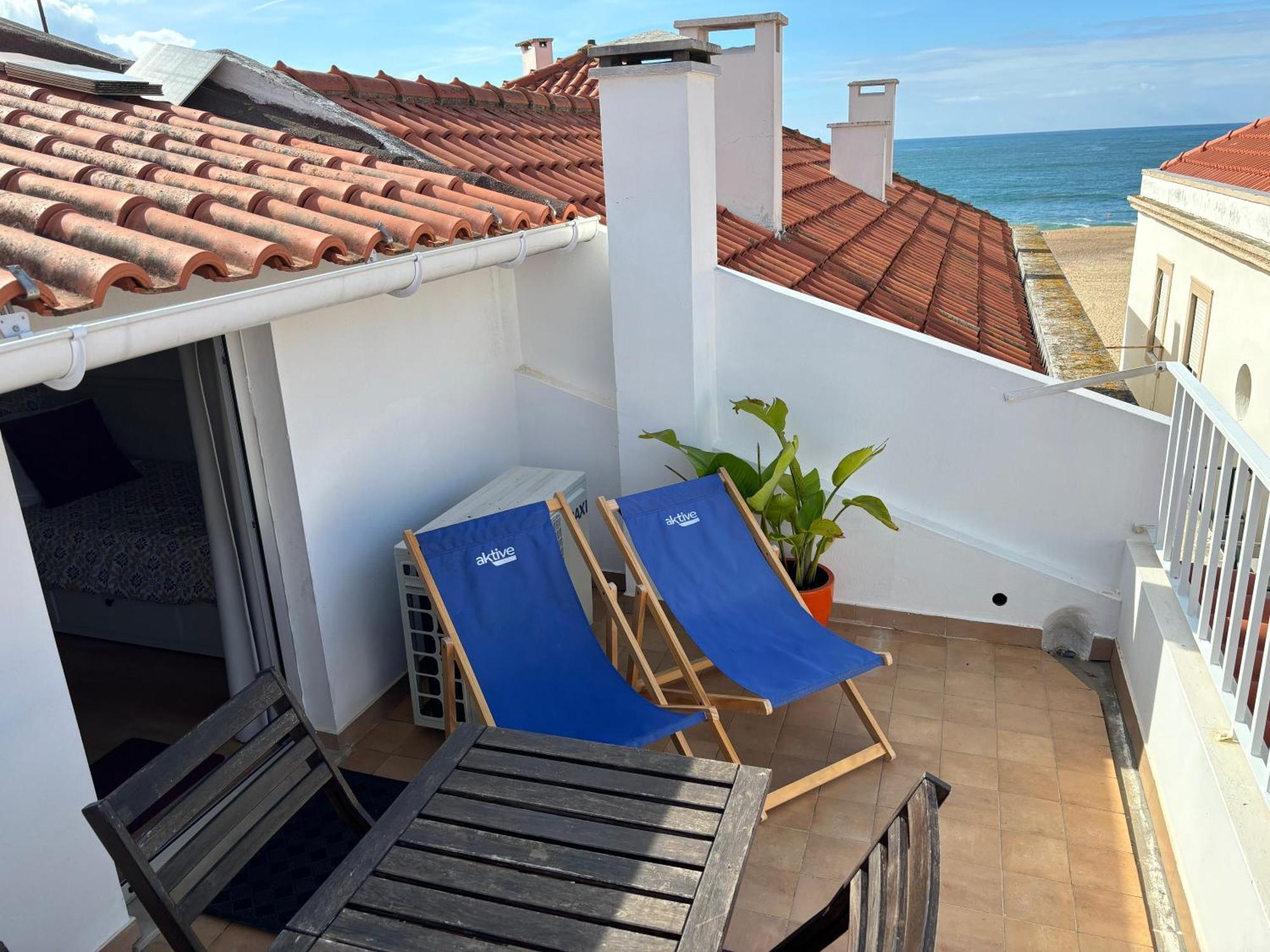 Casa Na Onda Liberdade Apartment Nazare Exterior photo